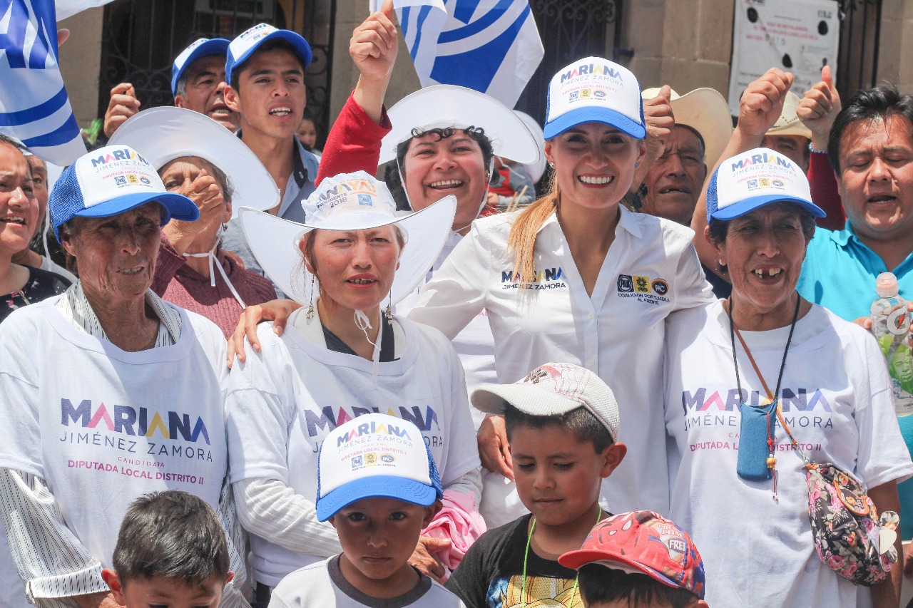 Jiménez Zamora continúa caminatas por Tlaxco, Tetla y Atlangatepec